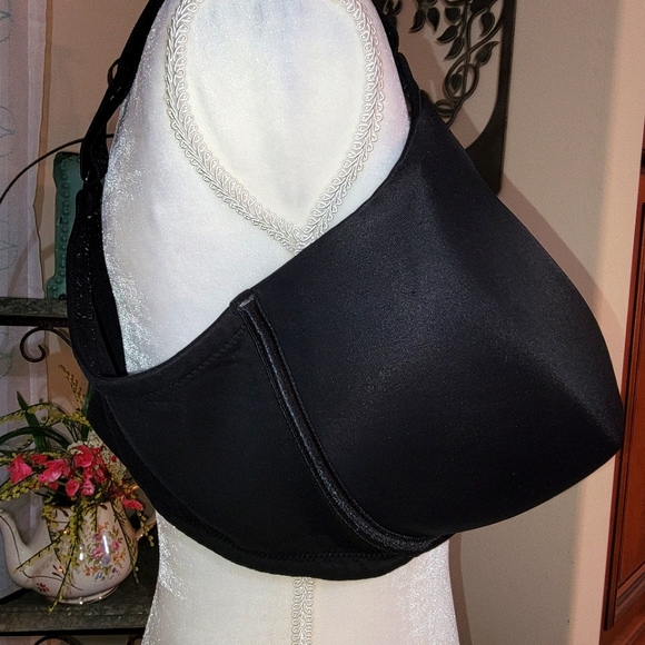 Vanity Fair Black Beauty Back Smoothing Full Figure Bra Size 42DDD or 42F - Picture 4 of 9